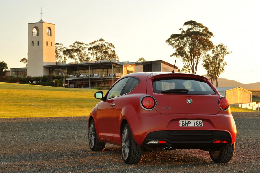  Alfa Romeo MiTo Quadrifoglio Verde (955) 2010 года  (AU) (фото 26 из 45)